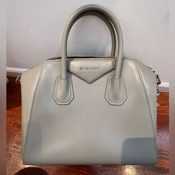 Authentic *** Givenchy Antigona Bag in Grey - Picture 2 of 9